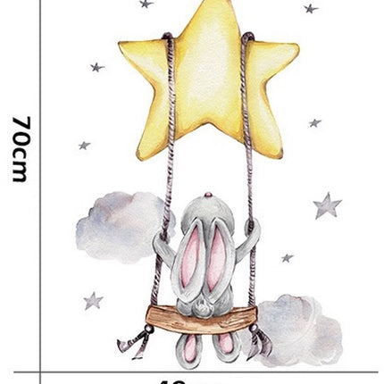 SIPO Muursticker - Konijntje op Schommel - 70x49 cm - Zelfklevende Wanddecoratie voor Kinderkamer - Babykamer - Sticker -