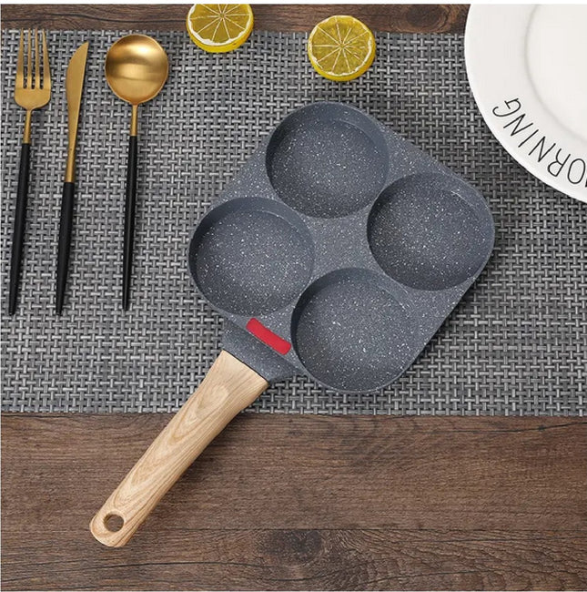 - PannenkoekenpanInductie - crêpe pan - Pancake Pan - Omeletpan - Eierpan - Vierkante pan - Geschikt voor alle warmtebronnen - Zwart