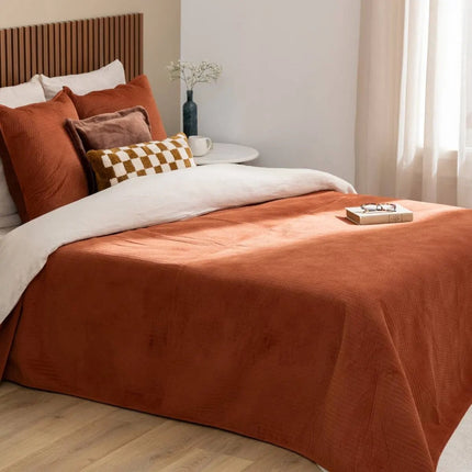 Lilou Bedspread Terracotta - Dekbedovertrek 260x240 cm - Zacht Polyester - Perzische stijl design - 2.34 kg
