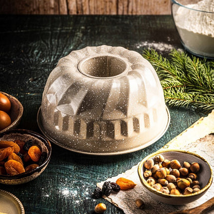 Kinghoff KH1993 Vorm voor Cake | 22 cm met Gat | Marble Anti-aanbaklaag | Gelijkmatig Bakken | Beige | Tulband vorm