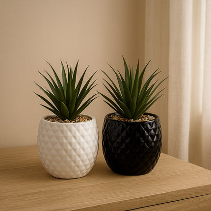 Kunstplant in Witte Ananas Pot – H21 cm