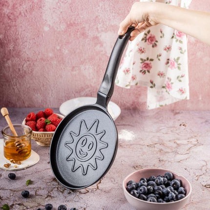 Klausberg KB-7972 Pannekoekenpan - Zonnebloem Motief - Ø18 cm - Zwarte Antiaanbaklaag - Geschikt voor Alle Kookstellen Inclusief Inductie - Zonnetje -