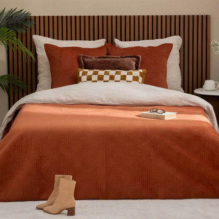 Lilou Bedspread Terracotta - Dekbedovertrek 260x240 cm - Zacht Polyester - Perzische stijl design - 2.34 kg