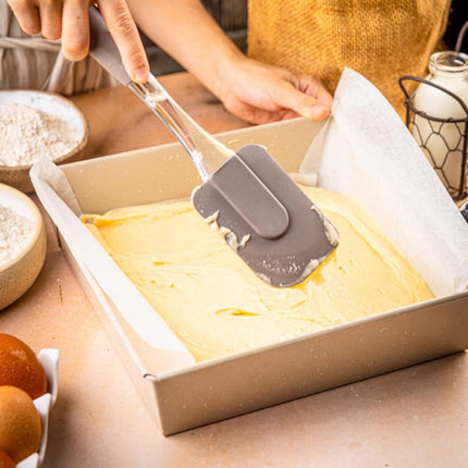 KINGHoff KH-1974 Vierkante Cakevorm 24x24x6 cm - Bakblik voor Brownies, Cheesecake en Ovenschotels - Antiaanbaklaag - Ovenbestendig tot 220°C - Beige