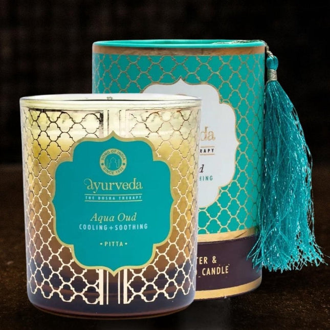 Geurkaars van luxe kokosboter en sojawas met Assem agarhout, ayurvedisch, Pitta, Song of India