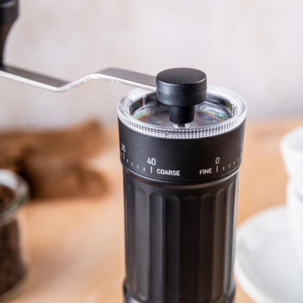 KINGHoff Handmatige Koffiemolen – Keramische Maalschijven – Traploze Maalgraad – Compact & Draagbaar – KH-2002
