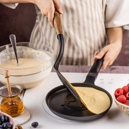 Klausberg KB-7971 Pannekoekenpan - Lachend Gezicht Design - Ø18 cm - Zwarte Antiaanbaklaag - Geschikt voor Alle Kookstellen Inclusief Inductie - Smiley
