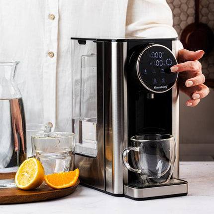 Klausberg KB7880 Hot Water Dispenser – 2,7 Liter – LED Touchbediening – Temperatuur- & Volumecontrole – 2600W - Heetwaterdispenser