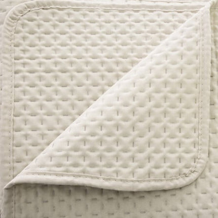 Dolce Sprei 260 x 240 cm Beige - Luxe Beddengoed Set Met 2 Kussenslopen - Zacht Polyester Materiaal - Eenvoudig Te Onderhouden - Royale Afmeting Voor TweePersoonsbed