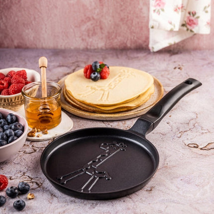 Klausberg KB-7975 Pannekoekenpan - Giraf Motief - Ø18 cm - Zwarte Antiaanbaklaag - Geschikt voor Alle Kookstellen Inclusief Inductie - Giraffe - Figuurtjespan