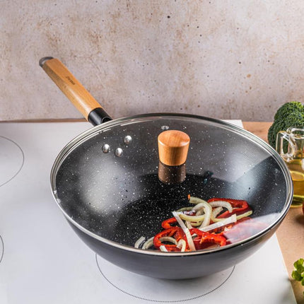 KINGHoff KH1984 Wok Pan 30 cm met Deksel - Roerbakpan voor Aziatisch Koken - Geschikt voor Alle Kookzones inclusief Inductie - Houten Handvat - Antiaanbaklaag