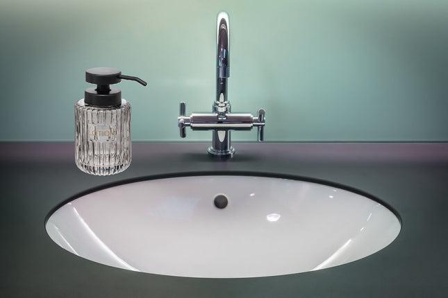 5five Zeeppompje/zeepdispenser - Naples - transparant grijs - 250 ml - badkamer - keuken - toilet - glas