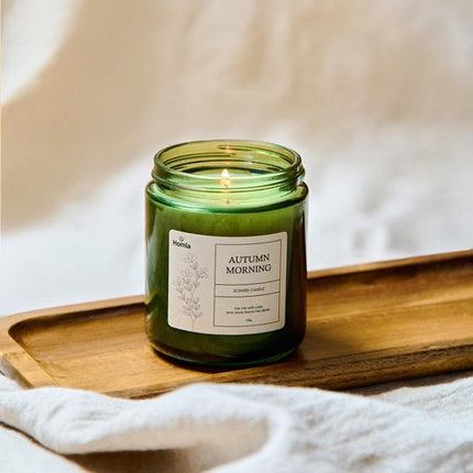 HOMLA - Decoratieve Geurkaars - Unieke Geur - Groene herfstochtendgeur