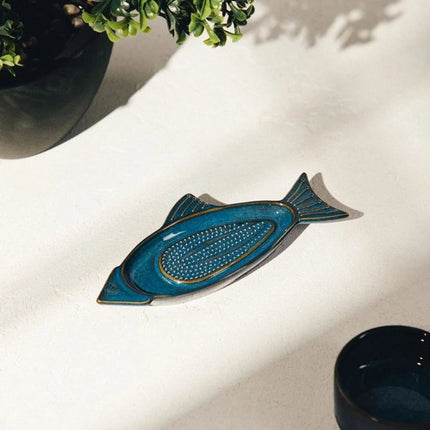 Homla - Talma Knoflookrasp Schaaltje - Knoflook Rasp Bord met Geribbelde Bodem - Serveerschaal voor Knoflook, Gember & Dips - Rasp Schaal Keuken Accessoire - Keramiek - 5 x 17 cm - Donkerblauw