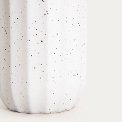 Homla - Scallop Zeepdispenser Keramiek - Badkamer Zeep Pompje Modern Design - Handzeep Dispenser Keuken & Badkamer - Compact Zeepfles Luxe Stoneware - 0.34L - 7.5 x 17.8 cm - Wit