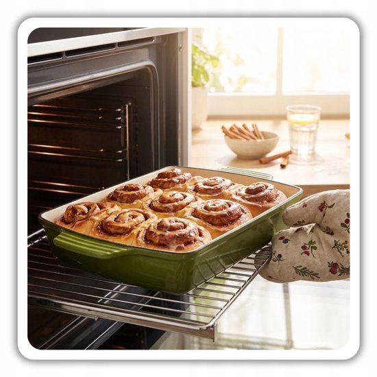 Hage - Bakvorm - Ovenschaal - Gietijzeren Ovenschaal - Emaille Braadslede met Handgrepen - Geschikt voor Inductie, Oven & Alle Warmtebronnen - 3.5 Liter - 32 x 23.5 cm - Olijfgroen
