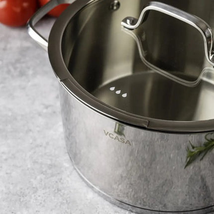 Rvs kookpan 24 cm, 5,8 liter, met glazen afgietdeksel en maataanduiding