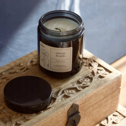 Homla Tofu geurkaars set van 2, Opium Black & Autumn Morning, 190 g per stuk