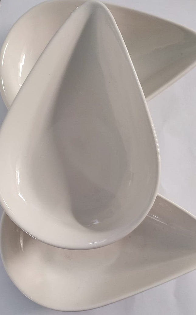 5 stuks ovale schaaltjes voor snack, apertief of tapas gebroken wit met ronde voet 17x112.5 cm
