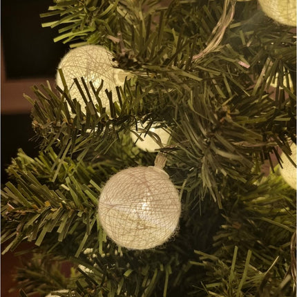 Atmosphera LED slinger - met 16 lichtbollen - D3,5 cm - wit - lengte 2,2 meter - Sfeer verlichting - lampjes